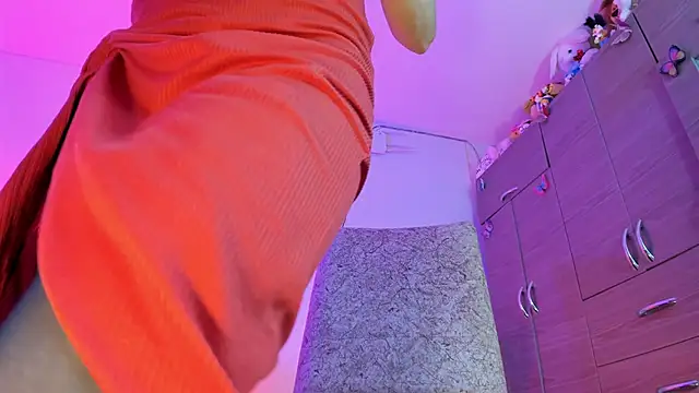 hot_Dariana_pantyhose Adlı Modelin Canlı XXX Sohbeti