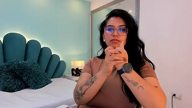 Czat XXX na żywo – sharlott18