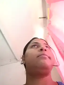 XXX chat uživo modela Giselabrunette25