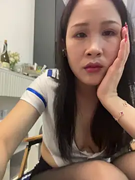 littlesluttycat: онлайн-секс-чат