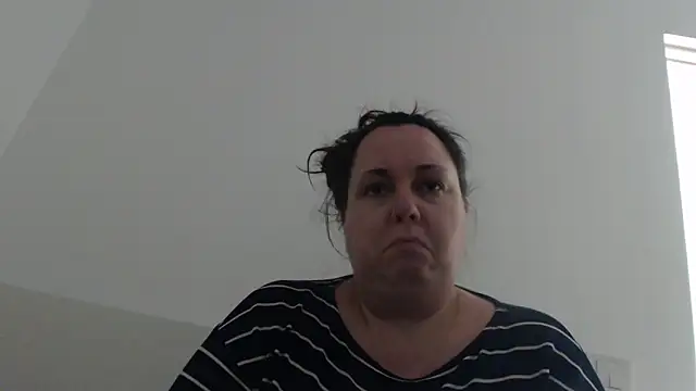 دردشة WendyRhoades الجنسية المباشرة