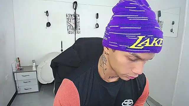 Leonard_Price 网络视讯表演