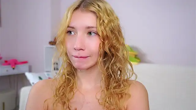 عرض كام SunnivaCovil