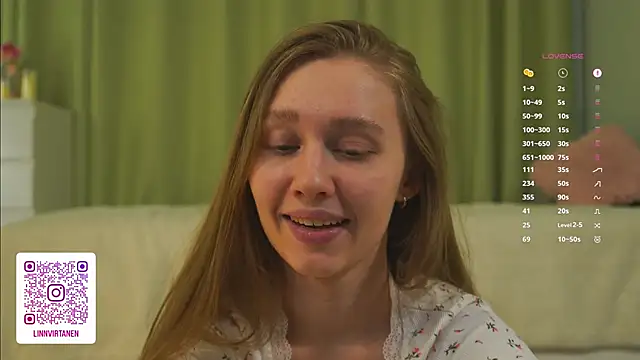 Show de SharaNewbern na webcam