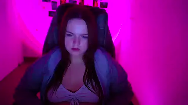 Онлайн чат XXX Kitty_Mia_Kitty