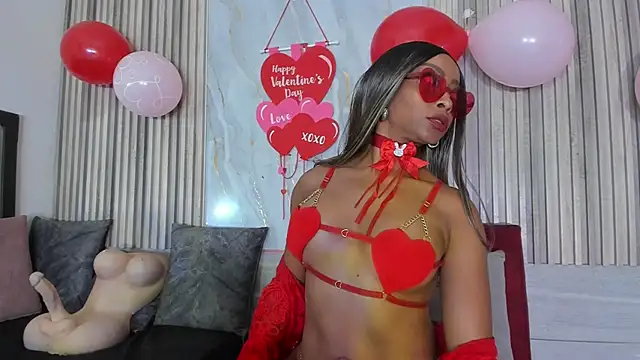 BriannaChelsea élő XXX-chatje