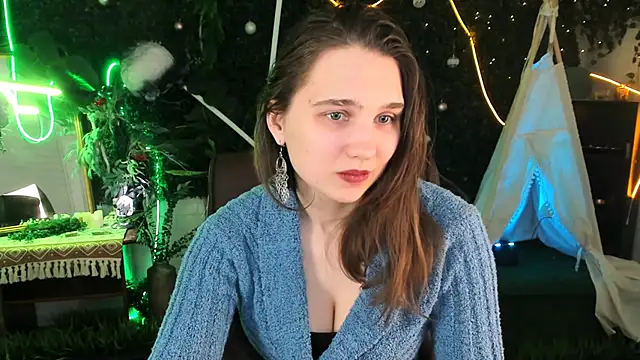 TessaMill: онлайн-секс-чат