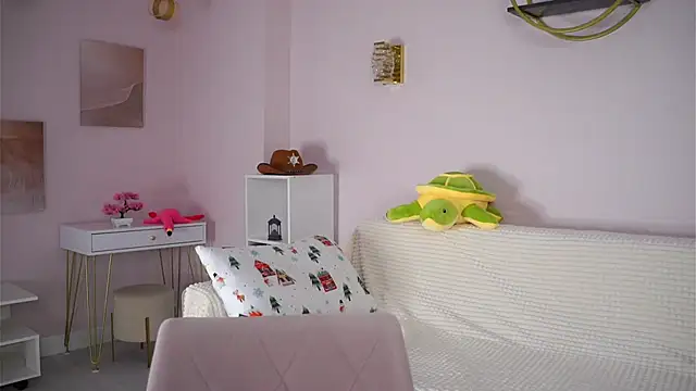 SunnivaCovil: απευθείας συνομιλία ΧΧΧ