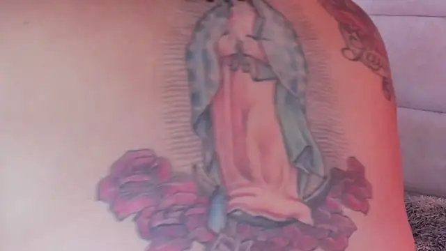 Reginavegaa élő XXX-chatje