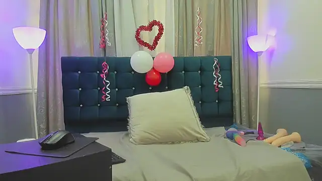 Oriana_Jhonson Show Webcam