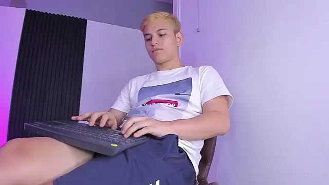 badkenn Live XXX-Chat