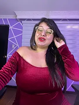 MiiaaJonessのライブXXXチャット