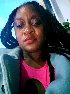 Luscious_tariaのライブXXXチャット