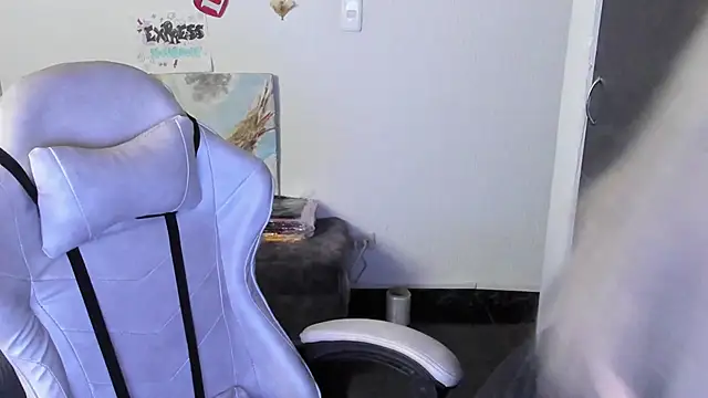 Chat XXX en directo de Andreina_Suann