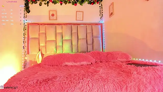 Valeria_Thompson1's Webcam Show