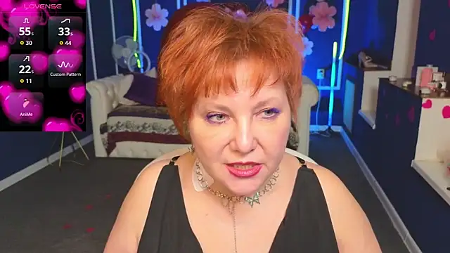 Kira_Kenett Adlı Modelin Canlı XXX Sohbeti