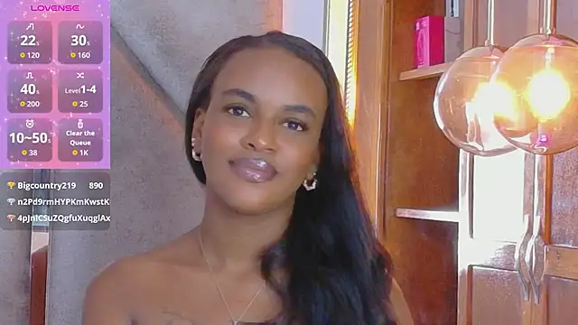 Sally-Noa Chat XXX live