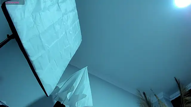 Lanadelrey_1 라이브 XXX 채팅