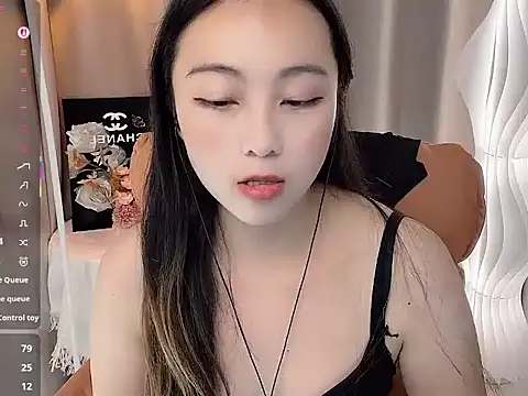 Lydia-668 网络视讯表演