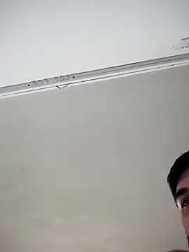 Chat XXX en directo de Koma001