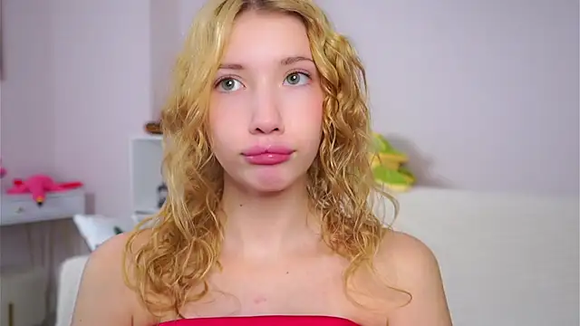 SunnivaCovil: απευθείας συνομιλία ΧΧΧ