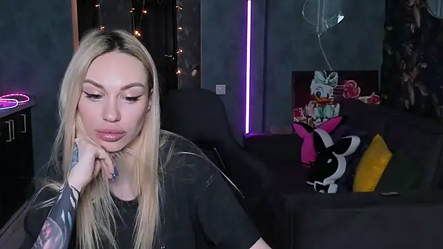 Blckmirrorr élő XXX-chatje