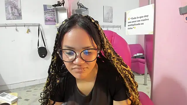 Sembang XXX Secara Langsung CAMILA--REY