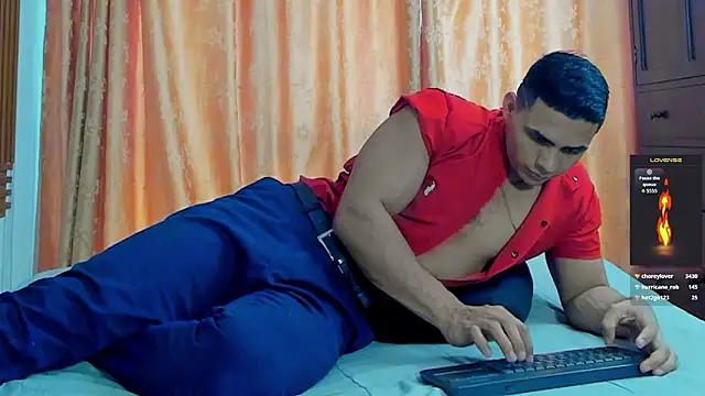 แชท XXX สดของ ChoreyTaiylor