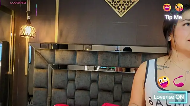 Aniajoness_ Chat XXX live