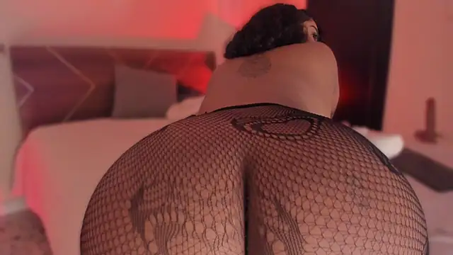 แชท XXX สดของ YariRose