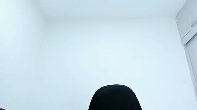 Chat +18 de Amelia_Debora_Antonella ao vivo