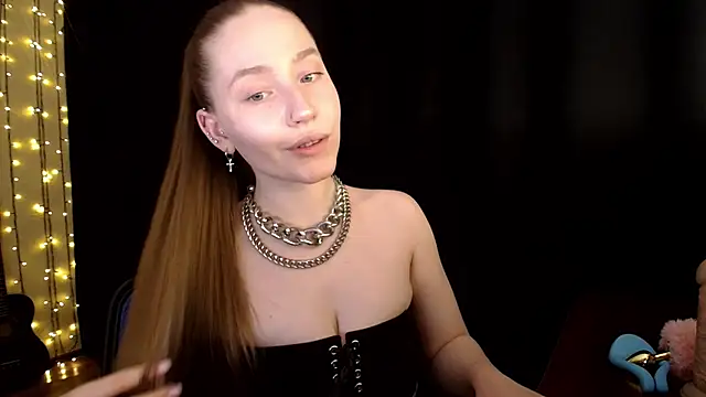 SindiWatsoon's Live XXX Chat