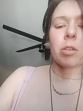Živý XXX chat CUMFOREVERY1nTitTiES2
