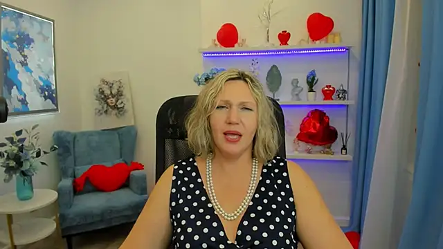 NinaStarle: απευθείας συνομιλία ΧΧΧ