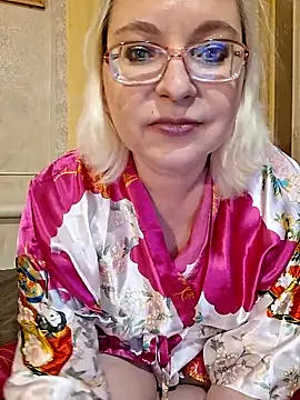 VikaKing: απευθείας συνομιλία ΧΧΧ