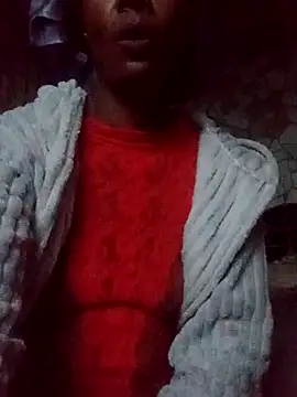 Chat +18 de Pretty_miss_devilxxx35 ao vivo