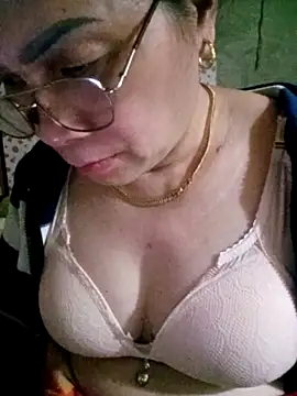 small-house123: онлайн-секс-чат