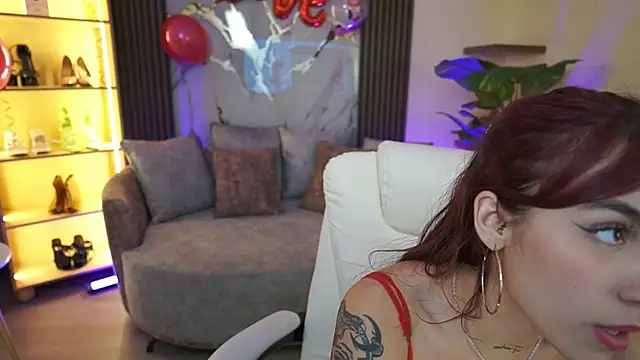 TessaaFox: онлайн-секс-чат