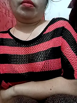 Reema_143 লাইভ XXX চ্যাট