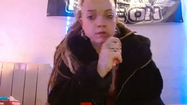 Živý XXX chat spiralhokkaido23