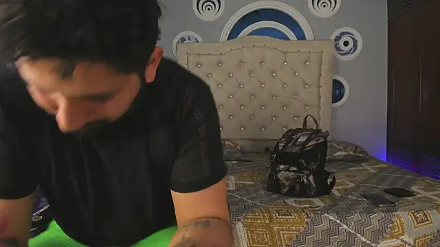 bear_mao_ webkamerás műsora