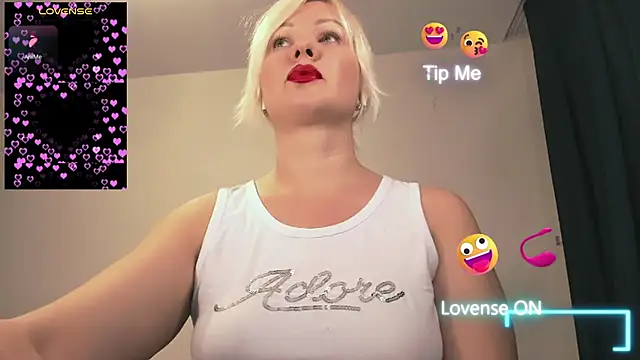 Angelaroberti3's Live XXX Chat