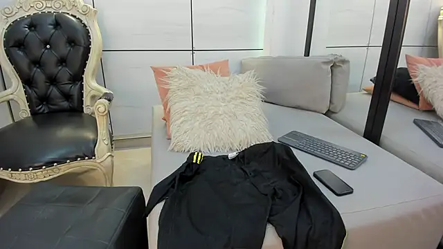 khris__evans Show Webcam