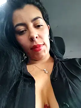 Luianna Chat XXX in diretta