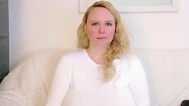 Sarah4you লাইভ XXX চ্যাট