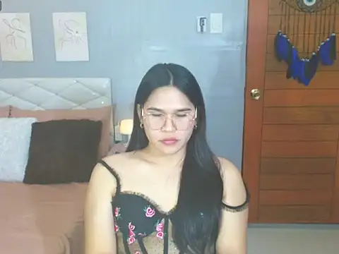 Show modela alianabrooks na web-kameri