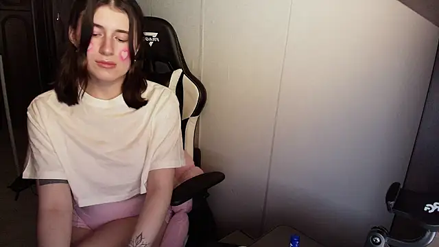 KristinaScott Chat XXX live