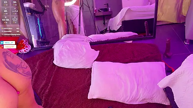 Melany__08のライブXXXチャット