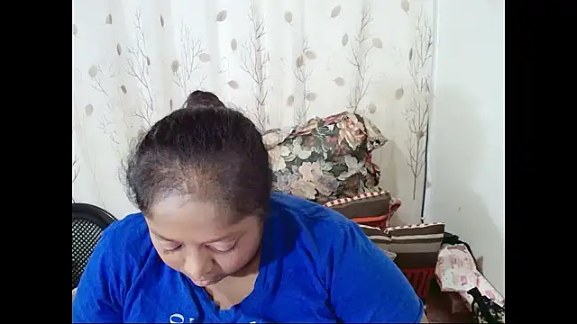 แชท XXX สดของ Indiantasha