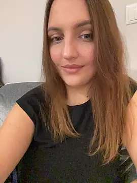 Chat +18 de AliceDesmee ao vivo